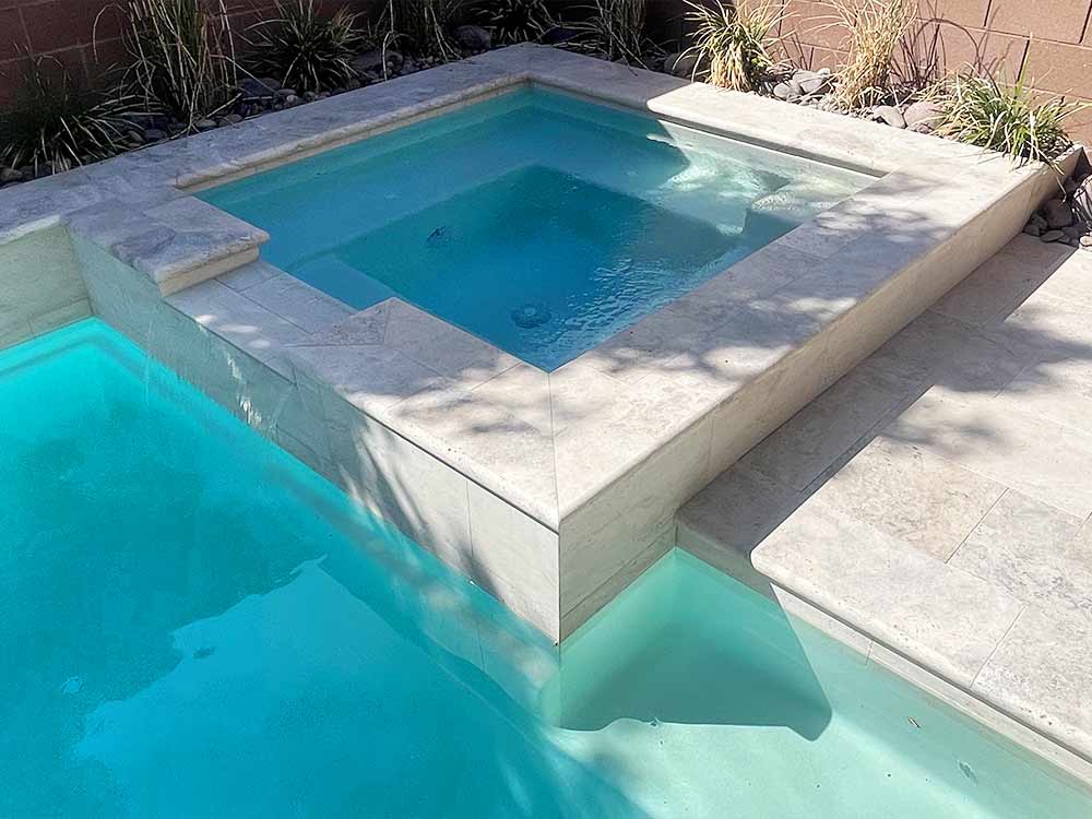 hot tub pool feature