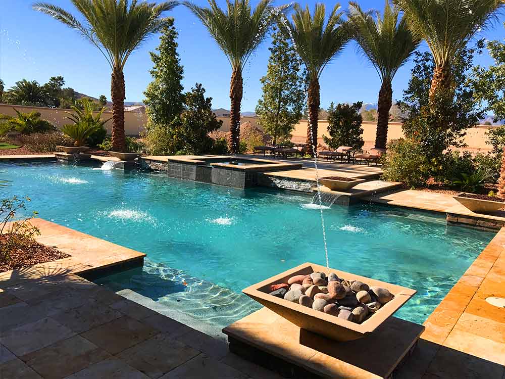luxury pool features