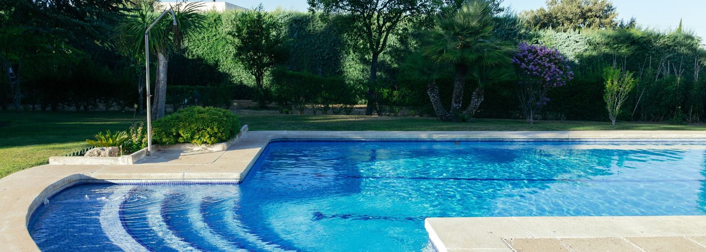 How Sun Exposure Impacts Pool Plaster